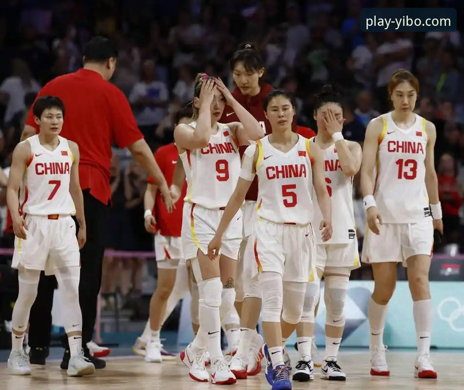 中国女篮战术调整与关键球员表现深度解析：一场资格赛背后的攻防博弈